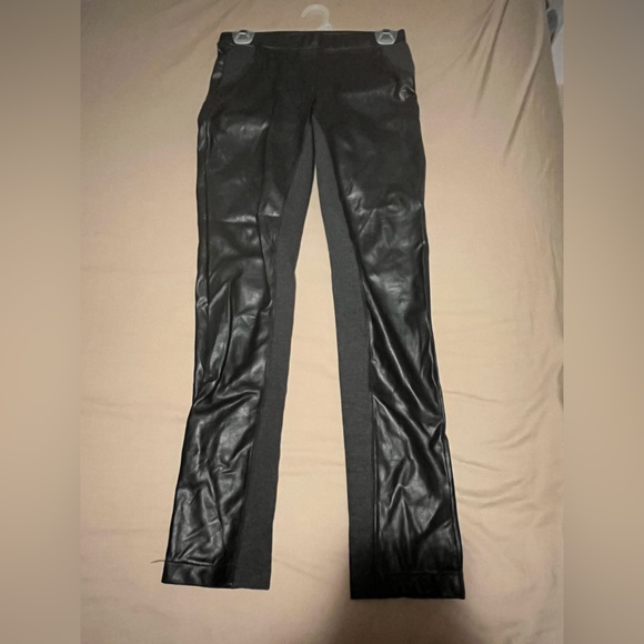 Faux Leather Pants Aritzia Wilfred Size Small - Picture 2 of 2
